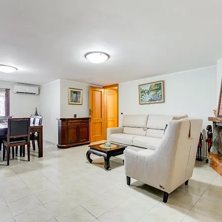 Homesweethome Near Rome Apartment